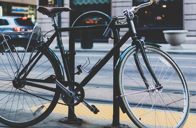 Sedinta CGMB: Ajutor financiar pentru adultii cu handicap, noi vouchere pentru biciclete, premii pentru elevii de 10