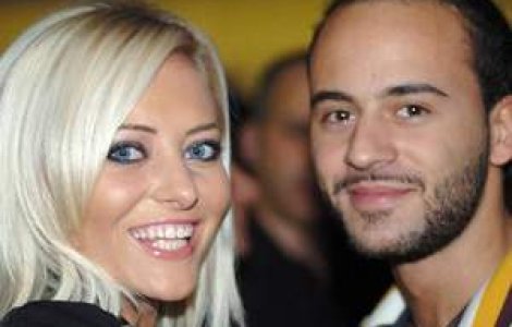 Delia l-a parasit pe Matteo