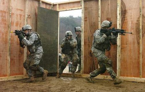 Peninsula Coreeana se pregateste de "razboi"?