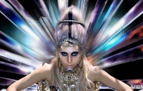  Video  Lady Gaga da nastere unor monstri in noul sau clip