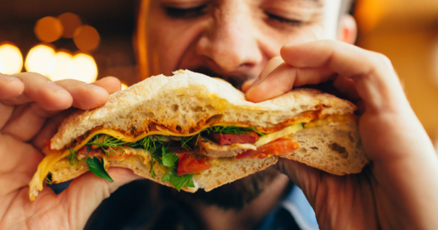  Top  Top 10 cele mai ciudate fobii legate de mancare. Stiai ca exista oameni care se tem de vin?