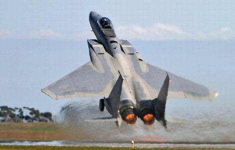 Mesajul transmis de SUA: Bombardiere si avioane de lupta, desupra Peninsulei Coreene