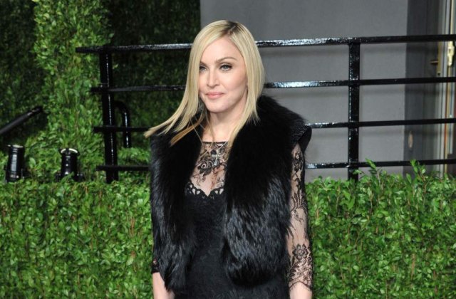 [FOTO] Madonna, cu fundul la vedere