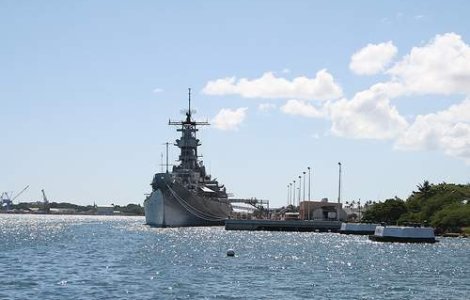 O nava de razboi americana se indreapta catre Libia