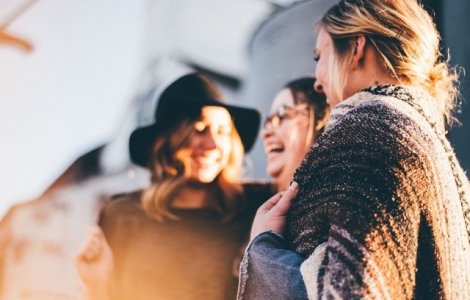  Top  Top 10 bancuri pe care sa le spui prietenilor atunci cand iesiti in oras