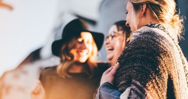  Top  10 bancuri pe care sa le spui prietenilor atunci cand iesiti in oras