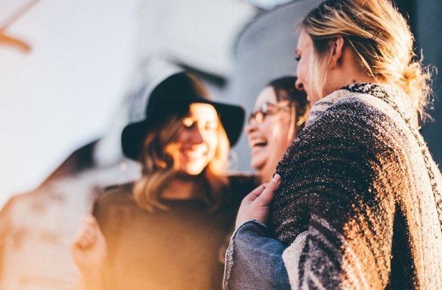 Top 10 bancuri pe care sa le spui prietenilor atunci cand iesiti in oras