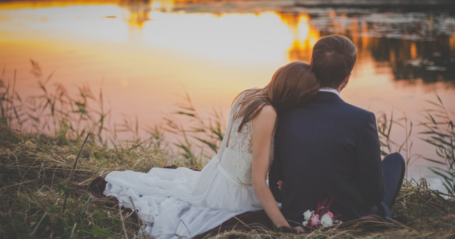  Top  7 lucruri pe care ar trebui sa le discutati inainte sa va casatoriti