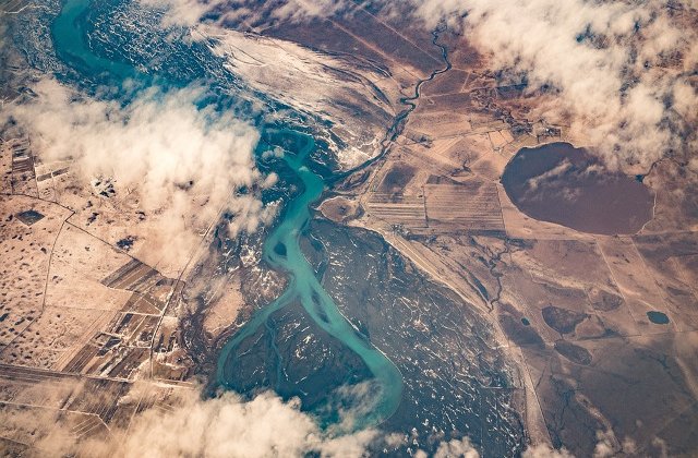 10 imagini care iti taie rasuflarea. Cum se vad din avion cele mai spectaculoase regiuni ale lumii