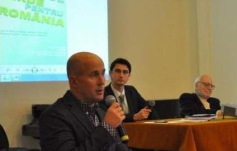 Mugur Mihaescu: Garcea conduce Romania de 20 de ani!