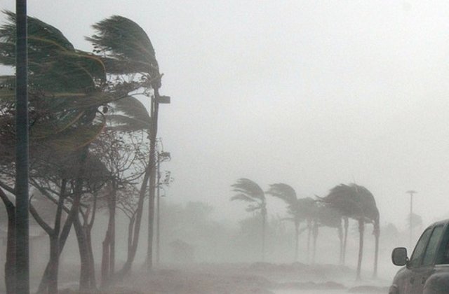 Meteorologii americani au ridicat la categoria 4 uraganul Irma, care ameninta coastele Floridei si Puerto Rico