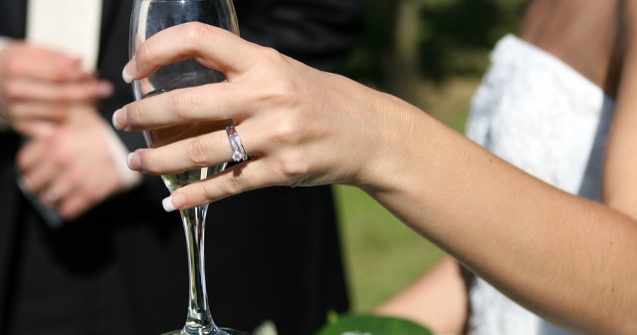 Un barbat a fost omorat pentru ca a furat mireasa