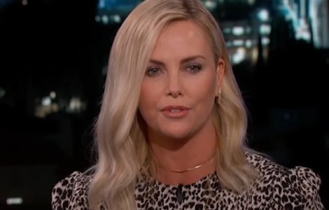  Top  10 imagini cu Charlize Theron care arata ca timpul nu a lasat semne pe chipul actritei in varsta de 42 de ani