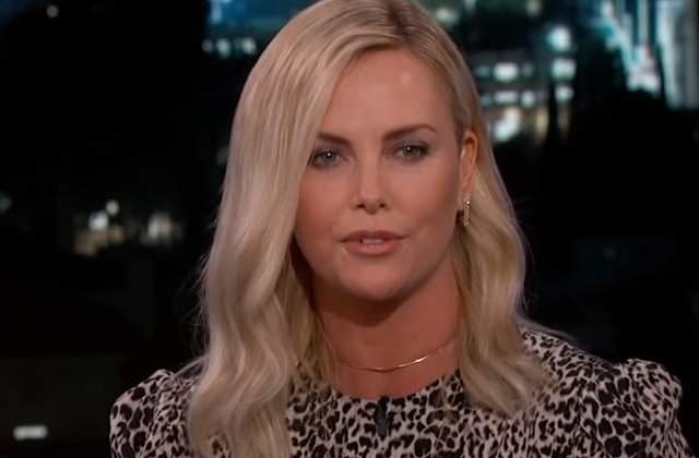 10 imagini cu Charlize Theron care arata ca timpul nu a lasat semne pe chipul actritei in varsta de 42 de ani