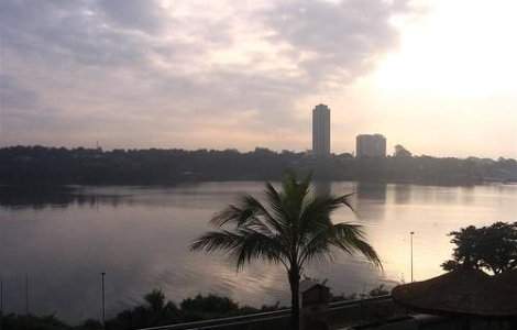 Coasta de Fildes in pragul unui razboi civil