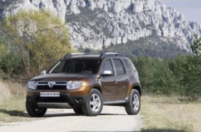 Dacia vrea sa vanda masini pe Internet
