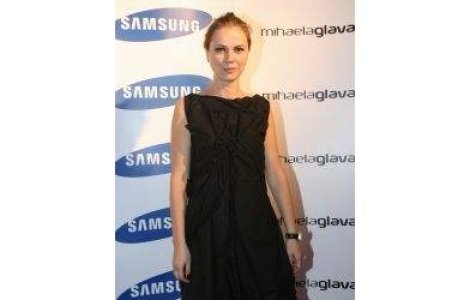 Mihaela Glavan a lansat colectia de primavara-vara 2011