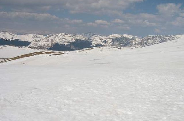 Trei turisti, ramasi blocati in Masivul Bucegi