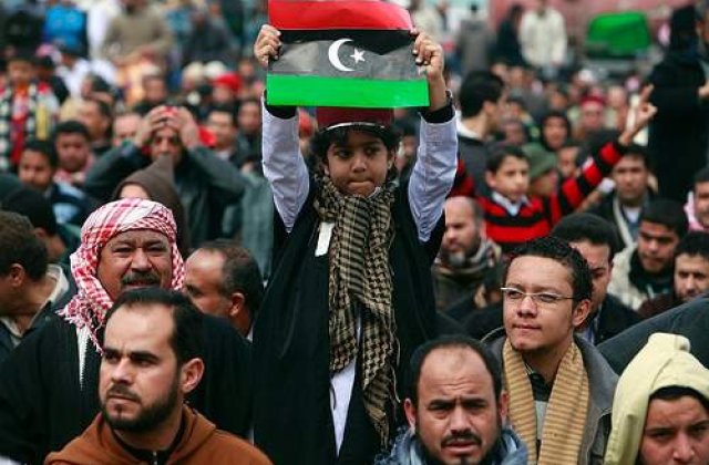 Luptele dintre sustinatorii si opozantii lui Gaddafi fac noi victime