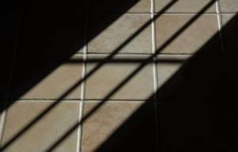 Romanii schimba gresia si faianta o data la 20 de ani