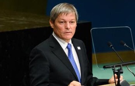 Fostul premier Dacian Ciolos si sotia acestuia, implicati intr-un accident rutier