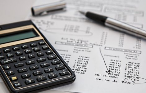 Romanii care muncesc in strainatate risca sa fie sanctionati de autoritatile din Romania