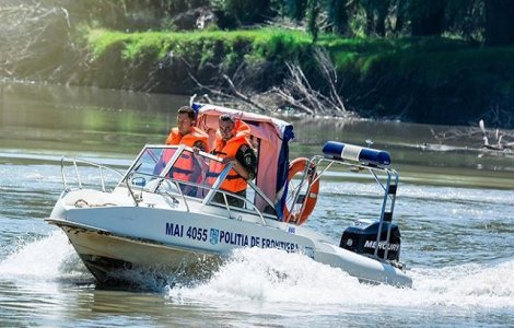 O nava cu migranti a fost oprita la Vama Veche