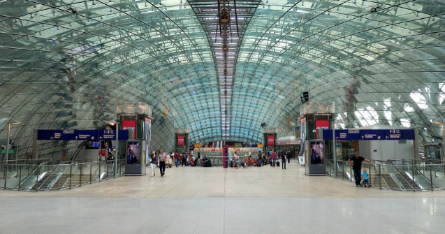 Atac cu gaze lacrimogene pe aeroportul din Frankfurt