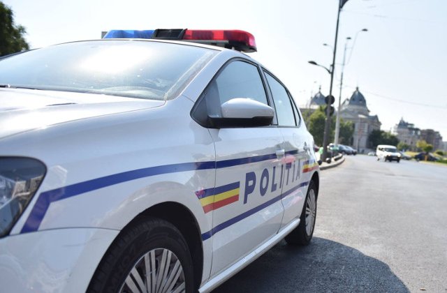 Microbuz cu 12 militari, implicat intr-un accident rutier pe Valea Prahovei