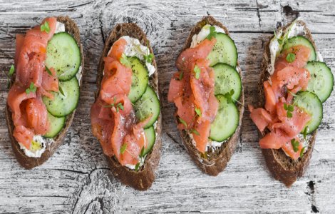  Top  6 gustari simple si gustoase care au sub 400 de calorii