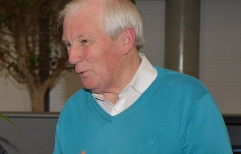 Un primar belgian a fost gasit cu gatul taiat, intr-un cimitir