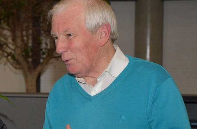 Un primar belgian a fost gasit cu gatul taiat, intr-un cimitir