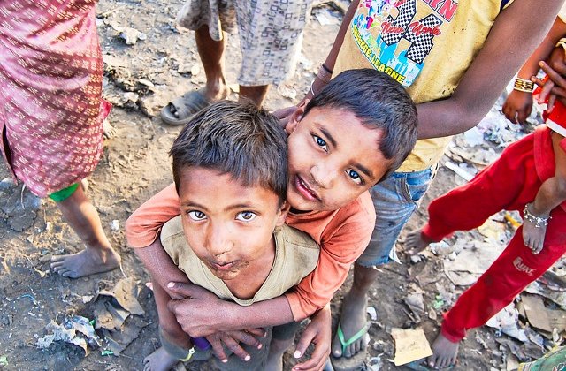 Banca Mondiala avertizeaza: Incalzirea globala va provoca si mai multa saracie