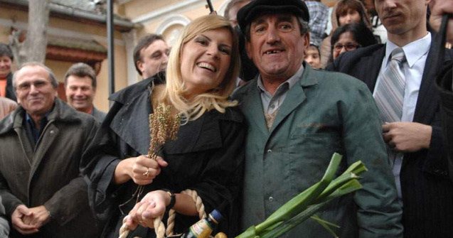 Ce cadou si-a facut Udrea de 8 Martie?