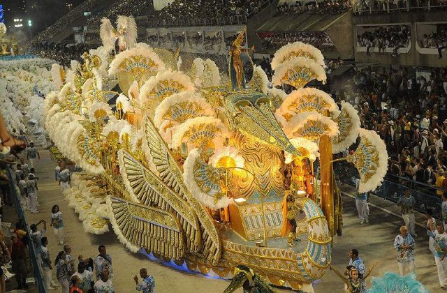 Care e campioana din 2011 a scolilor de samba de la Rio de Janeiro?