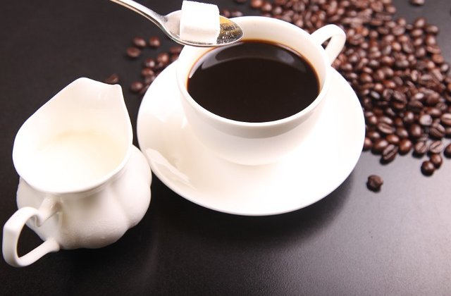 6 semnale prin care organismul te anunta ca ai nevoie de un pui de somn