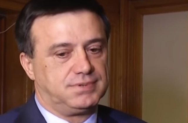 Presedintele executiv al PSD, Niculae Badalau, acuzat ca l-a lovit pe liberalul Marin Anton la o nunta