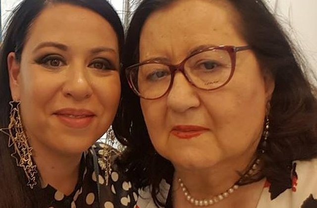 Mioara Roman a asistat neputincioasa la un jaf in propria casa. Oana Roman: Este in stare de soc