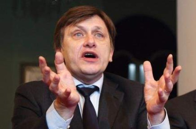 Toti membrii PNL vor vota motiunea de cenzura