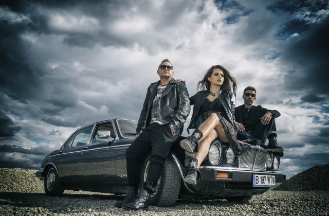 Membrii trupei DJ Project, raniti intr-un accident rutier in judetul Valcea