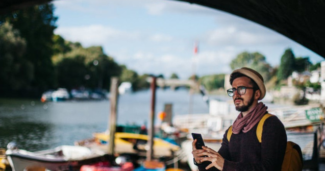 De cati bani ai nevoie ca sa calatoresti in Romania? Dar in strainatate?