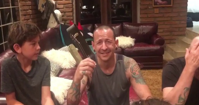 Cum arata Chester Bennington cu 36 ore inainte de a-si lua viata