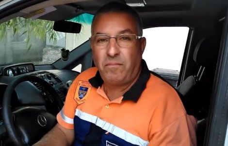 Un sofer de ambulanta a fost amendat cu 870 de lei pentru ca a lovit un mistret