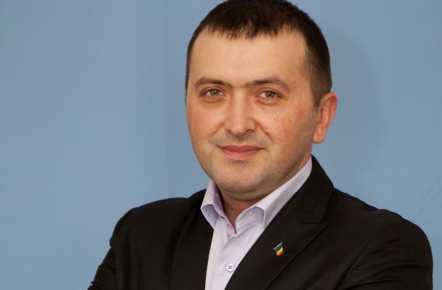 Un primar concepe propriul sistem de alerta prin SMS