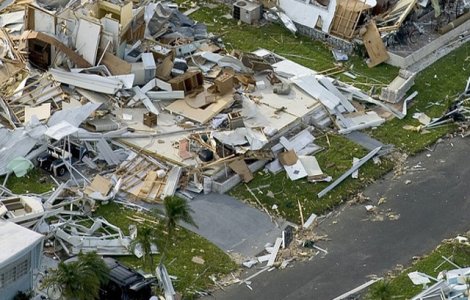 Uraganul Maria ameninta Insulele Virgine si Puerto Rico si a facut deja primele victime: Doi morti in Guadalupe