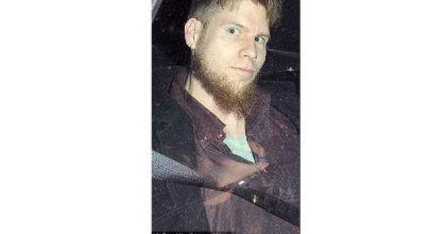 Charlie Sheen si-a angajat veterani de razboi pe post de garzi de corp