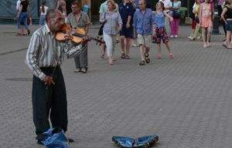 Guvernul face romii oameni de afaceri