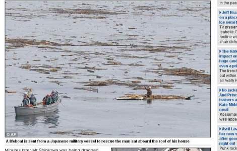 Salvat de pe acoperisul casei, aflat la 16 km in larg