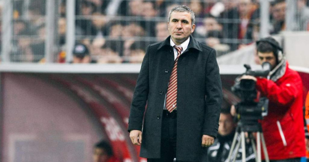 Hagi, in pericol de a fi demis