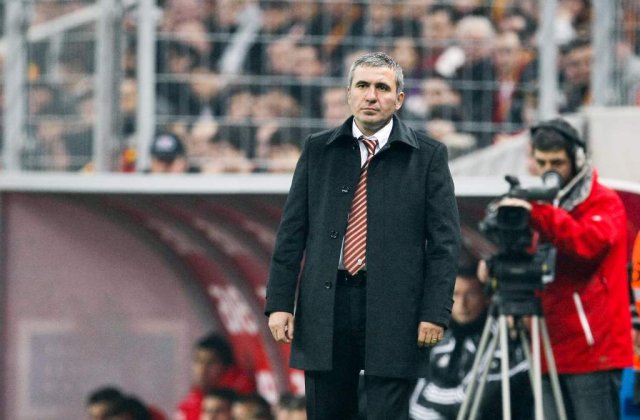 Hagi, in pericol de a fi demis